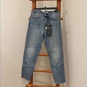 Levi's Women's wedgie premium high rise, tapered leg Jeans